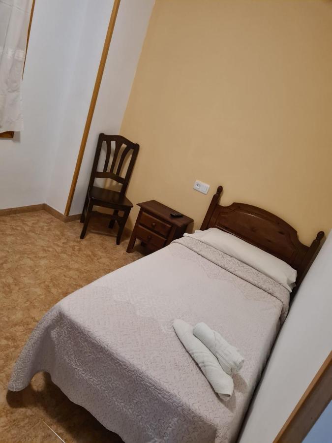 Hostal Estopinan Estopinan del Castillo Bagian luar foto