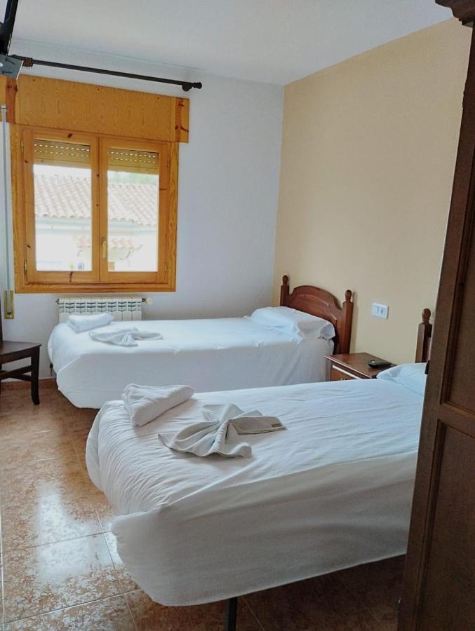 Hostal Estopinan Estopinan del Castillo Bagian luar foto